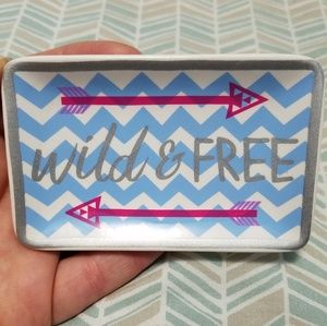 Adorable Wild & Free ceramic jewelry dish, 2.5x4"